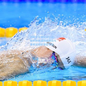 爱游戏app：范戴克主场状态之谜，解析利物浦防线波动与赛季征程的潜在考验